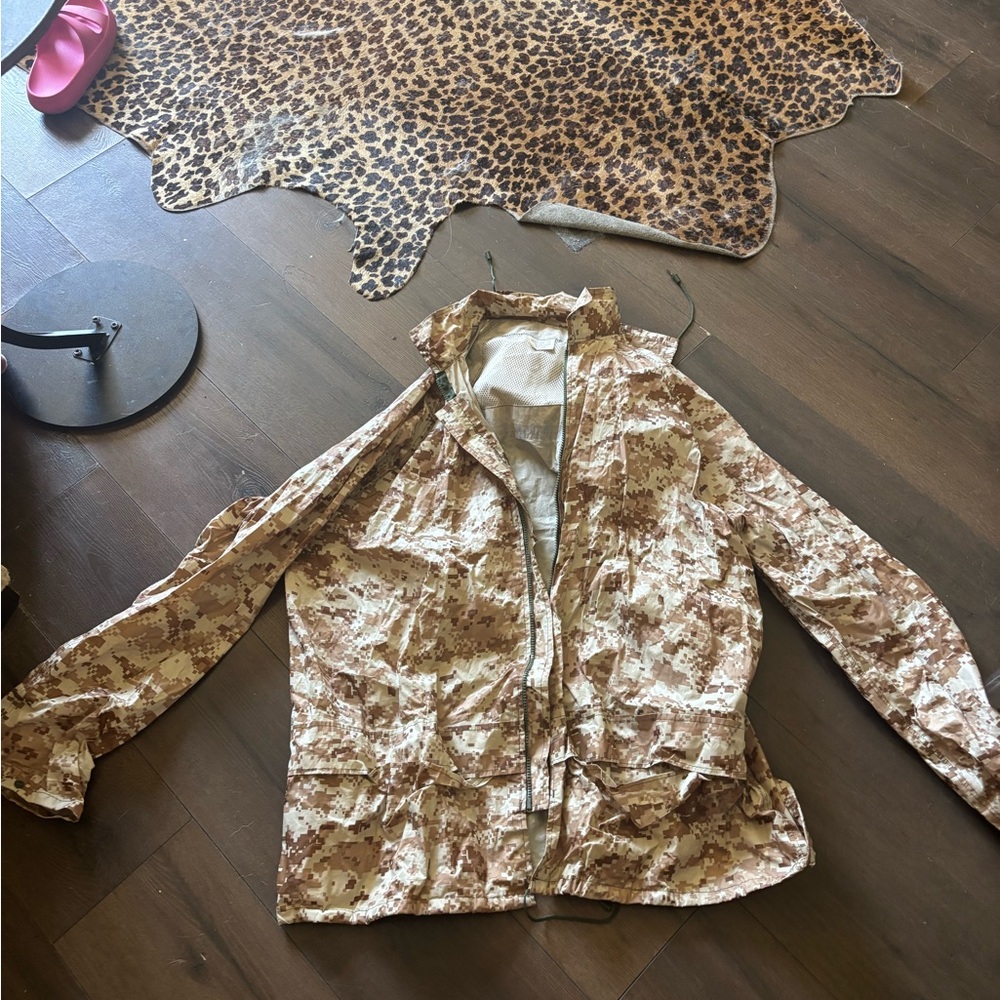 Lightweight Desert Camo Windbreaker Jacket - Tan/Beige
